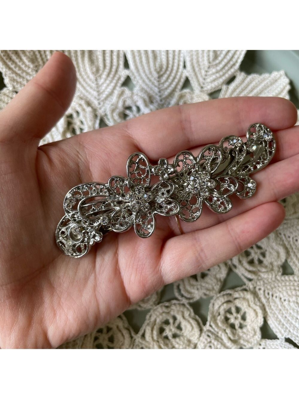 Large Rhinestone Hair Clip - Picture 3 of 8